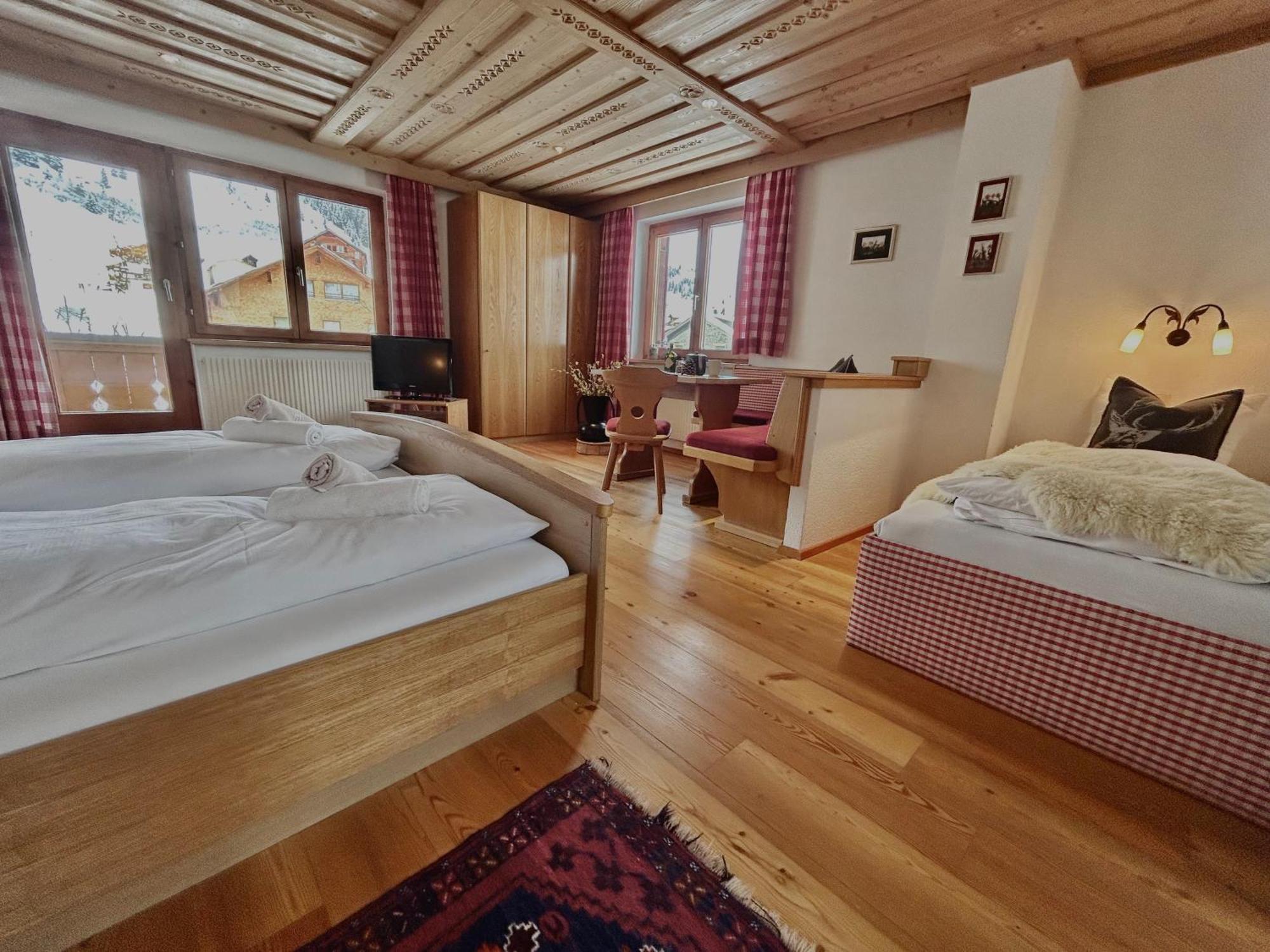 Haus Wallis By Stayfritz - Ski-In Ski-Out Zimmer 'Garni' Am Arlberg Warth  Dış mekan fotoğraf